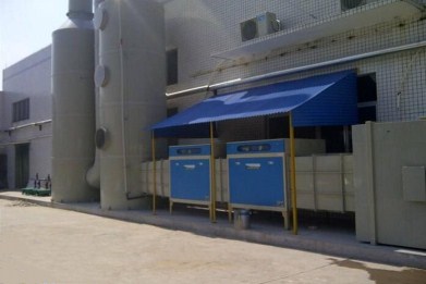 華康中天為河北廊坊家具廠制造的噴漆房廢氣處理設備